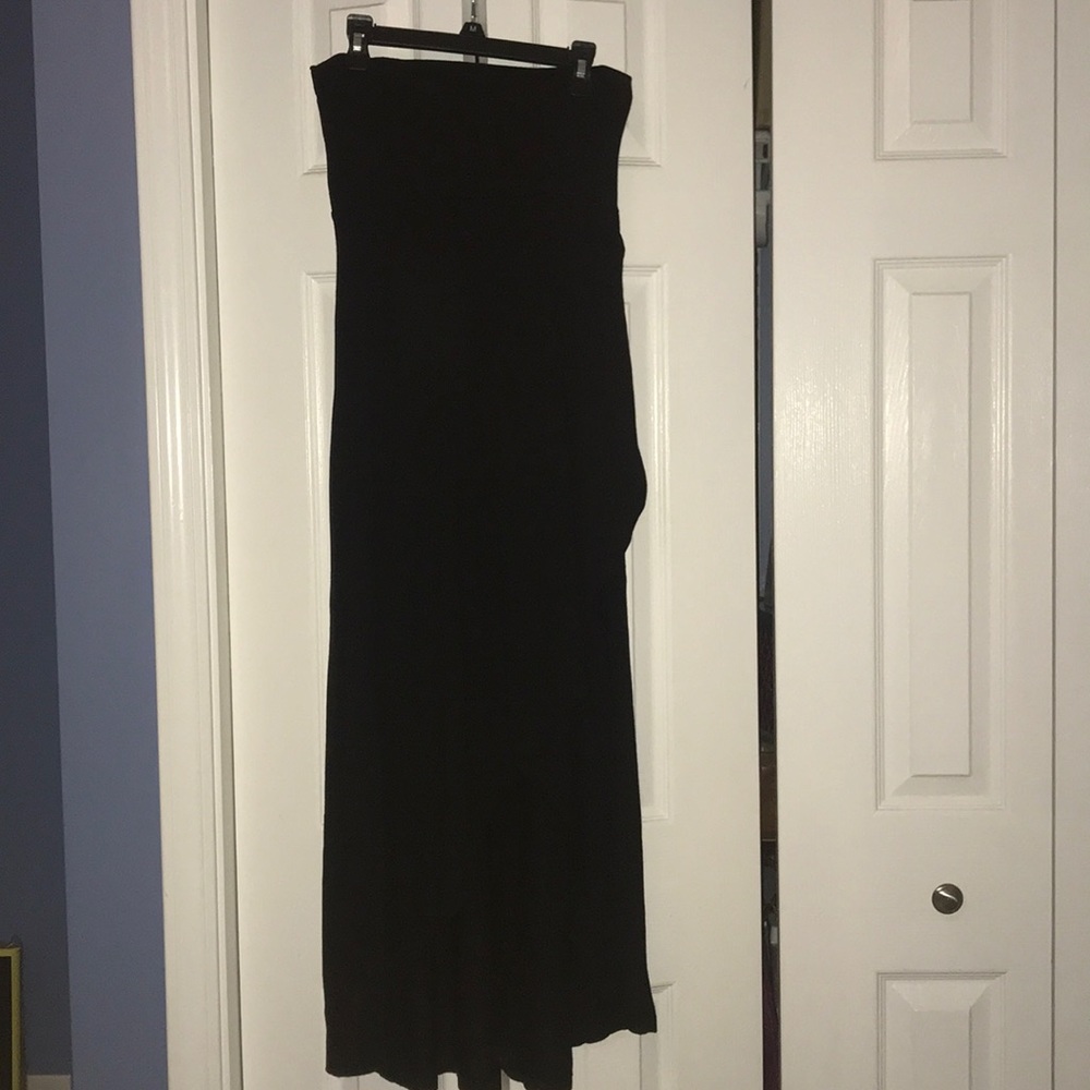 Black high-low dress/high-low skirt